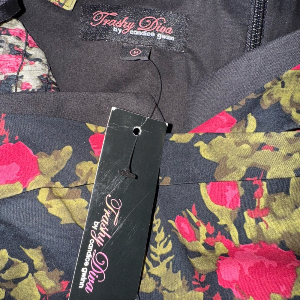 Trixie Dress - Fairytale Rose - Picture 6 of 6